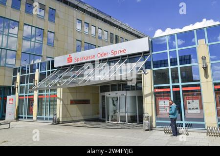 Hauptgeschäftsstelle, Oder-Spree Sparkasse, Franz-Mehring-Straße, Francoforte sull'Oder, Brandeburgo, Deutschland Foto Stock