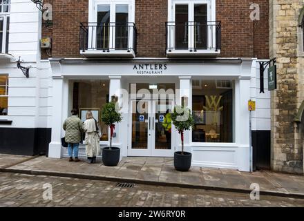 Ristorante Antlers di recente apertura White Hart Hotel, Bailgate, Lincoln City, Lincolnshire, Inghilterra Italy, Dec 2023 Foto Stock