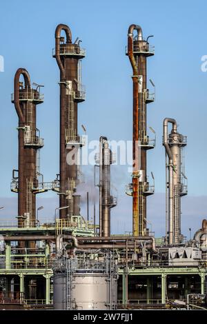 12.11.2023, Germania, Oberhausen, Renania settentrionale-Vestfalia - stabilimento industriale nel parco chimico, stabilimento OQ Chemicals Ruhrchemie. OQ Chemicals (in precedenza Foto Stock