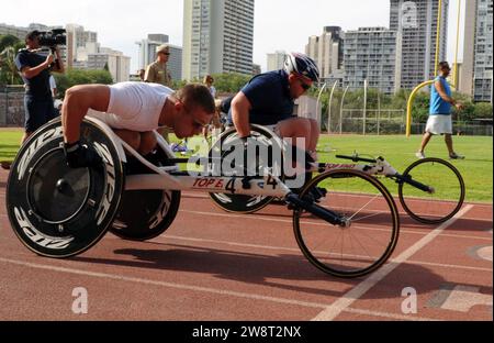 Wounded Warrior Pacific Trials 121115 Foto Stock