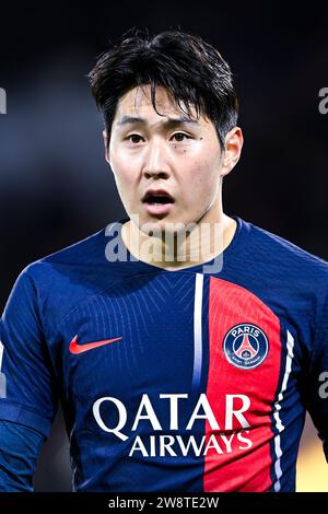 Parigi, Francia. 20 dicembre 2023. Lee Kang-in durante la partita di calcio di Ligue 1 tra il Paris Saint-Germain PSG e l'FC Metz al Parc des Princes di Parigi, in Francia, il 20 dicembre 2023. Crediti: Victor Joly/Alamy Live News Foto Stock