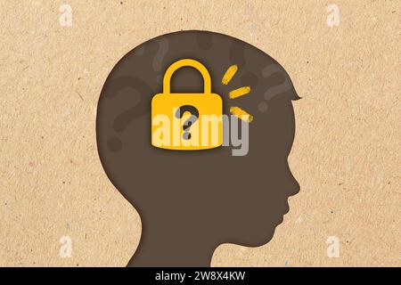 Silhouette della testa del bambino con lucchetto bloccato e punti interrogativi - concetto di psicologia, mente chiusa e blocco mentale Foto Stock