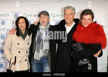 Michael Gwisdek Frau Gabriela Dieter Max Moor Verena Bentele - Cirque du Soleil Premiere - Berlino - 29.11.2012 Berlin Deutschland Germania Copyright: XJamesxColdreyx Foto Stock