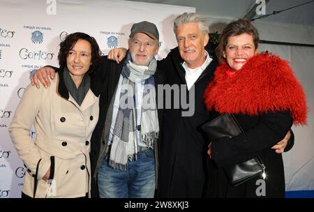 Michael Gwisdek Frau Gabriela Dieter Max Moor Verena Bentele - Cirque du Soleil Premiere - Berlino - 29.11.2012 Berlin Deutschland Germania Copyright: XJamesxColdreyx Foto Stock