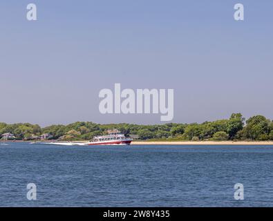 Nave da pesca Blackhawk in corso al largo di Greenport, new york Foto Stock