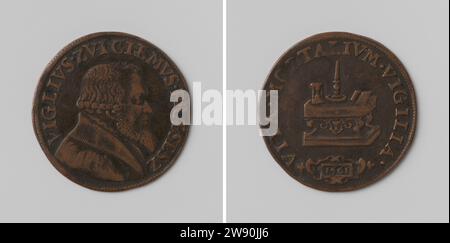 Viglius Ab Aytta Zuichemus, presidente del Consiglio segreto di Bruxelles, Jacques Jonghelinck, 1561 live Copper Medal. Parte anteriore: Cambio uomo seno. Rovescio: Libro aperto, candela bruciata e clessidra sul tavolo sopra Cartouche interno che copre la fusione di rame (metallo) di Anversa Foto Stock