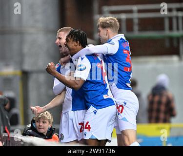 Adam Wharton n. 23 del Blackburn Rovers celebra il suo obiettivo e l'obiettivo di apertura della partita per renderla 1-0, durante la partita per il campionato Sky Bet Blackburn Rovers vs Watford a Ewood Park, Blackburn, Regno Unito, 23 dicembre 2023 (foto di Cody Froggatt/News Images) Foto Stock