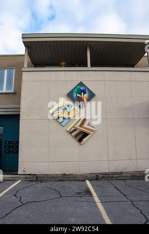 I murales dei negozi di articoli d'arte a Hawkesbury, Ontario, Canada Foto Stock