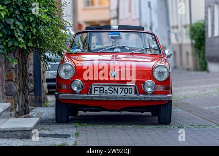BMW 700 Cabriolet d'epoca, cabriolet, auto piccola, anno di costruzione dal 1959 al 1965, Friedberg, Wetterau, Assia, Germania Foto Stock