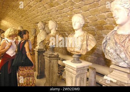 Collezione di cast e deposito espositivo delle collezioni d'arte di Dresda. Numerosi musei di Dresda aprono le loro porte, presentano le loro collezioni e.. Foto Stock