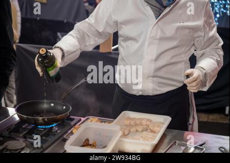 Master class di cucina per i visitatori, ottimi chef, ristoranti francesi di alta cucina, ristoranti raffinati, festival invernale, Avenue de Champagne, Epernay, Francia Foto Stock