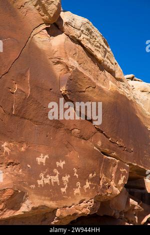 Incisioni rupestri a Wolfe Ranch, il Parco Nazionale di Arches, Utah Foto Stock