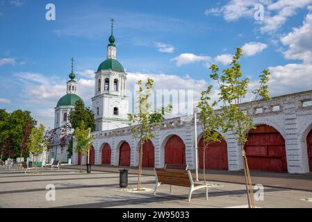 L'antica Chiesa della Santissima Trinità. Zaraysk, regione di Mosca. Russia Foto Stock