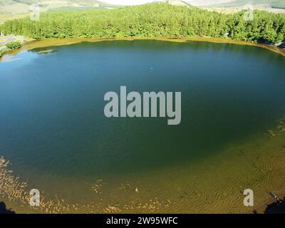 Lago Rasa sull'isola di Lajes (Azzorre) Foto Stock