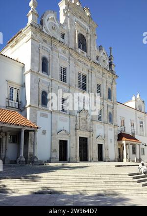 Cattedrale di nostra Signora dell'Immacolata Concezione, monumento barocco, risalente al XVII secolo, Santarem, Portogallo Foto Stock