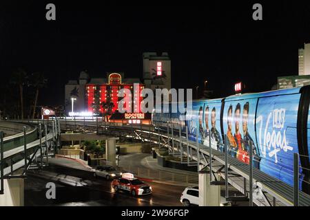 Una vista generale della MGM Grand Monorail Station a Las Vegas, Nevada, Stati Uniti. Immagine scattata il 7 dicembre 2023. © Belinda Jiao jiao.bilin@gmail.com Foto Stock