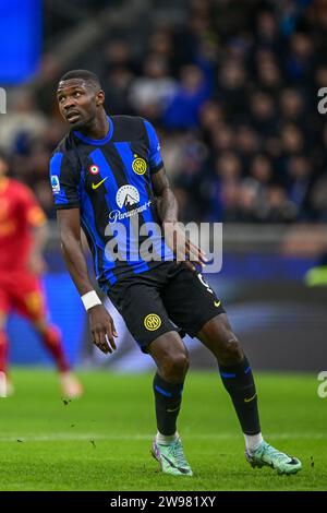 Milano, Italia. 23 dicembre 2023. Marcus Thuram (9) dell'Inter ha visto durante la partita di serie A tra Inter e Lecce a Giuseppe Meazza a Milano. (Foto: Gonzales Photo - Tommaso Fimiano). Foto Stock