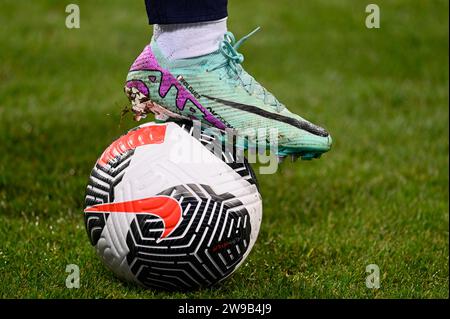 Parigi, Francia. 17 dicembre 2023. © Julien Mattia/le Pictorium/MAXPPP - Parigi 17/12/2023 Lors de la 11eme Journee de Ligue 1 Arkema entre le PFC et le PSG au Stade Charlety, le 17 dicembre 2023 crediti: MAXPPP/Alamy Live News Foto Stock