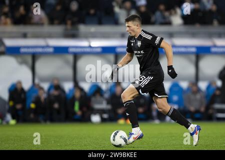 Lovanio, Belgio. 26 dicembre 2023. Aleksander Filin di Eupen raffigurato durante una partita di calcio tra Oud-Heverlee Leuven e KAS Eupen, martedì 26 dicembre 2023 a Lovanio, il giorno 20/30 della prima divisione "Jupiler Pro League" 2023-2024 del campionato belga. BELGA PHOTO KRISTOF VAN ACCOM Credit: Belga News Agency/Alamy Live News Foto Stock