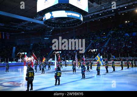 Gothenburg, Svezia. 26 dicembre 2023. Gothenburg, Svezia 20231226Il gruppo IIHF World Junior Championship Una partita di hockey su ghiaccio tra Svezia e Lettonia allo Scandinavium di Gothenburg, Svezia, 26 dicembre 2023. Foto: Björn Larsson Rosvall/TT/Kod 9200 crediti: TT News Agency/Alamy Live News Foto Stock