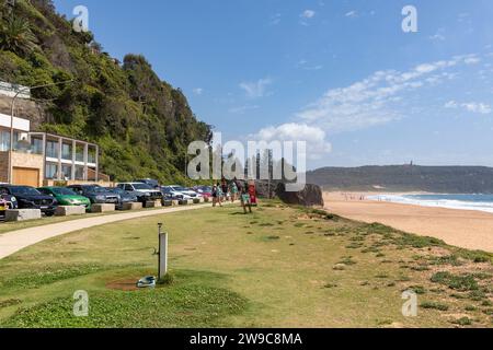 Palm Beach, sobborgo di Sydney sulle spiagge settentrionali e vista del sobborgo e della spiaggia, Sydney, NSW, Australia Foto Stock