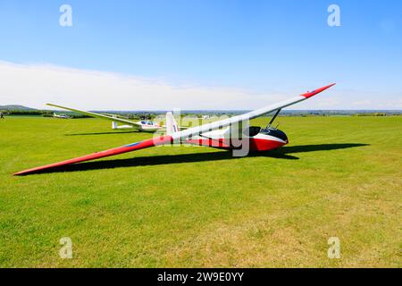 Vintage Slingsby T21b aliante nei colori della RAF Air Cadets, WB924 al London Gliding Club, con sede a Dunstable Foto Stock