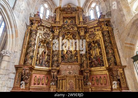 Laredo, Spagna. Retablo de Belen (pala d'altare di Betlemme) all'interno della Iglesia de Santa Maria de la Asuncion (chiesa di Santa Maria Assunta) Foto Stock