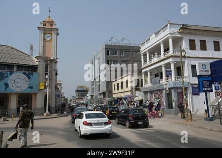 GHANA, Accra, Usshertown, Old Town, General Post Office Building of british Colonial time / GHANA, Accra, Usshertown, Altstadt, Postamt Gebäude aus der britischen Kolonialzeit Foto Stock