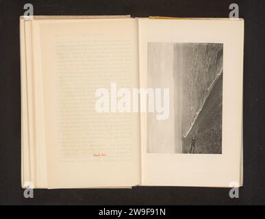 Vista del Mar morto, Anonimo, c. 1890 - in o prima del 1900 stampa fotomeccanica del lago di carta della Palestina Mar morto Foto Stock