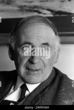 Bernard Lovell, Sir Alfred Charles Bernard Lovell (1913 – 2012) fisico inglese e radioastronomo. Foto Stock