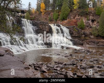 North Shore, Minnesota, Gooseberry Falls, in una giornata d'autunno. Foto Stock