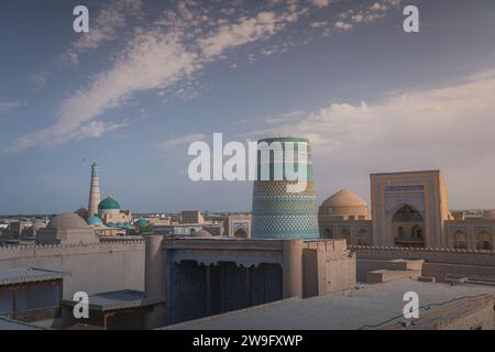 Porta ovest, porta padre, ichon qala, Khiva, Uzbekistan Foto Stock