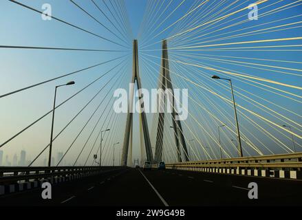 Il Rajiv Gandhi Sea Link tra Bandra e Worli a Mumbai, India. Foto Stock