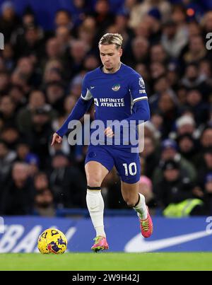 Londra, Regno Unito. 27 dicembre 2023. Mykhaylo Mudryk del Chelsea durante la partita di Premier League a Stamford Bridge, Londra. Il credito fotografico dovrebbe leggere: David Klein/Sportimage credito: Sportimage Ltd/Alamy Live News Foto Stock