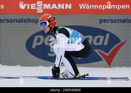 Oberstdorf, Deutschland. 28 dicembre 2023. Stephan Leyhe (SC Willingen) beim Training/Qualifikation Auftakt Vierschanzentournee Oberstdorf Credit: dpa/Alamy Live News Foto Stock