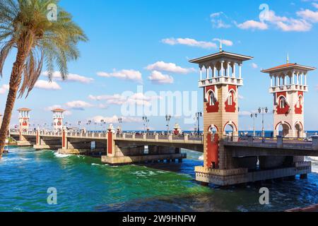 Stanley Bridge sul mare, un simbolo della città di Alessandria in Egitto Foto Stock