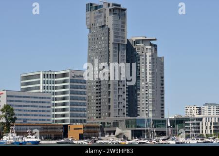 Sea Towers, grattacielo, Bank of Poland, lungomare, edifici, Gdynia, Polonia, Marina Gdynia, porto di Gdynia, Polonia, Tricity, resort sul Mar Baltico Foto Stock