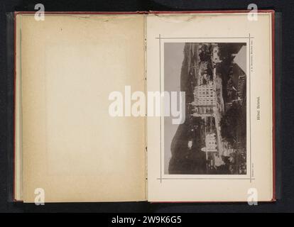 Veduta dell'Hotel Bristol a Karlovy Vary, Carl Pietzner, c. 1881 - in o prima del 1891 stampa fotomeccanica Karlovy Varymaker: München cartaceo hotel, ostello, inn Carlsbad Foto Stock