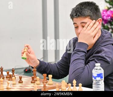 Hastings, Regno Unito. 28 dicembre 2023. Max PERT durante il Caplin Hastings International Chess Congress presso Horntye Park, Hastings, East Sussex, Regno Unito. Crediti: LFP/Alamy Live News Foto Stock