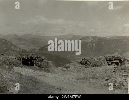 Zwei 8 cm Geschütze in Stellung, batterie 2-40. Standpunkt, Mauthner Alpe. Aufgenommen, AM 23.settembre 1915. Foto Stock