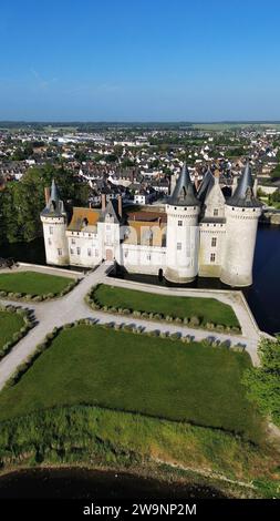 Foto drone castello di Sully-sur-Loire, Château de Sully-sur-Loire Francia Europa Foto Stock