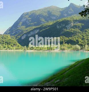 Panoramica del Lago di Tenno, Trentino alto Adige, Italia Foto Stock