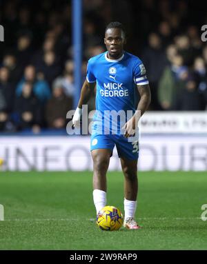 Peterborough, Regno Unito. 29 dicembre 2023. Peter Kioso (PU) alla partita Peterborough United contro Barnsley EFL League One, al Weston Homes Stadium, Peterborough, Cambridgeshire, il 29 dicembre 2023. Credito: Paul Marriott/Alamy Live News Foto Stock