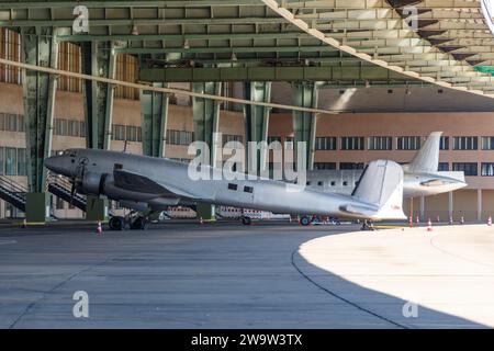 Un Focke-Wulf Fw 200 Condor all'aeroporto di Tempelhof Foto Stock