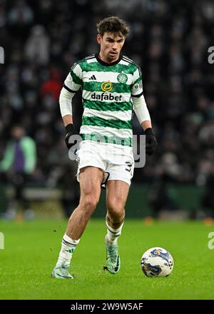 Glasgow, Regno Unito. 30 dicembre 2023. Matt o'Riley del Celtic durante la Scottish Premiership Match al Celtic Park, Glasgow. Il credito fotografico dovrebbe leggere: Neil Hanna/Sportimage Credit: Sportimage Ltd/Alamy Live News Foto Stock