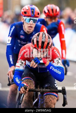 HULST - Lars van der Haar in azione durante l'undicesima gara di Coppa del mondo di ciclocross. La competizione di Hulst è l'undicesimo del ciclo e il primo sul suolo olandese. ANP IRIS VAN DEN BROEK Foto Stock