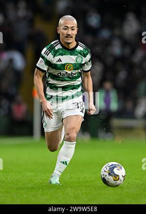 Glasgow, Regno Unito. 30 dicembre 2023. Daizen Maeda del Celtic durante la Scottish Premiership Match al Celtic Park, Glasgow. Il credito fotografico dovrebbe leggere: Neil Hanna/Sportimage Credit: Sportimage Ltd/Alamy Live News Foto Stock