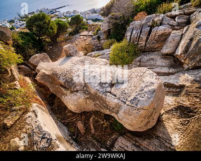 Statua di Dionysos, cava di marmo arcaica, Apollonas Kouros, isola di Naxos, Cicladi, Grecia Foto Stock