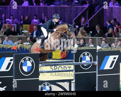 Willem Greve dei Paesi Bassi con Highway TN N.O.P. durante la Longines FEI Jumping World Cup™ presentata da BMW al Jumping Mechelen il 30 dicembre 2023, Nekkerhal, Belgio (foto di Maxime David - MXIMD Pictures) Foto Stock