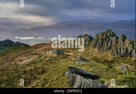 Silver How e Grasmere visti da Stone Arthur, Grasmere, Lake District, Cumbria Foto Stock